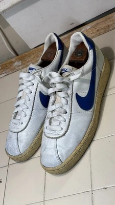 Vintage 1983 Men Nike Bruin Size 7.5 Made In Taiwan Leather Sneakers Marty McFly - Photo 1/4