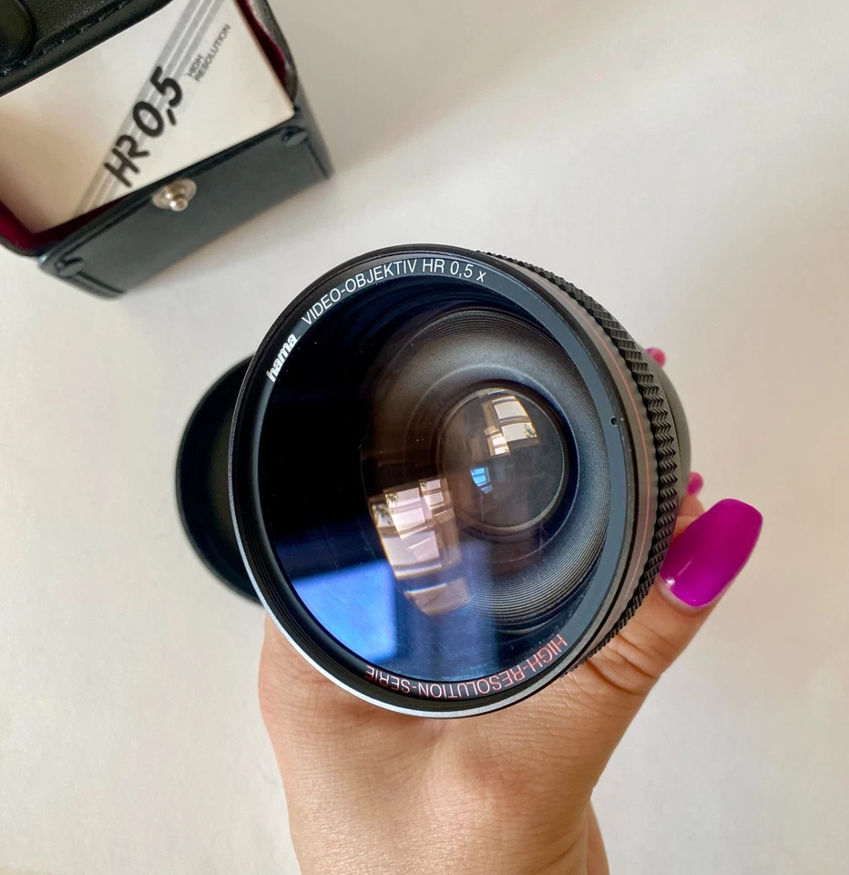 Hama HR 0.5x Wide Angle Video Lens High Resolution with Original Case & Manual - Image 2 of 4
