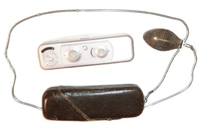 Minox B - Miniaturkamera - mit Kette, Etui + Gebr.sanl. - Kamera funktioniert