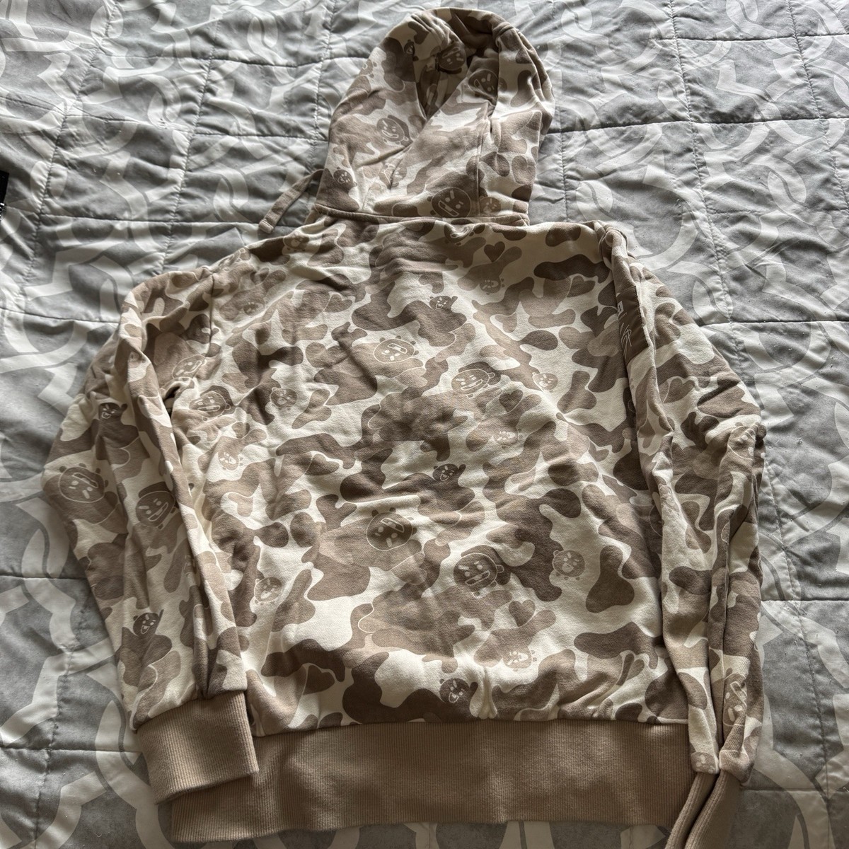 BTS BT21 K-Pop New Hoodie Shooky Rare Tan Camo Authentic Bighit Adult Size Mediu View 5
