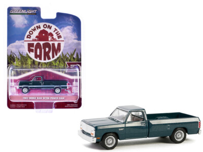 1982 Dodge RAM W250 Power Wagon *** Greenlight Down on the Farm 1:64