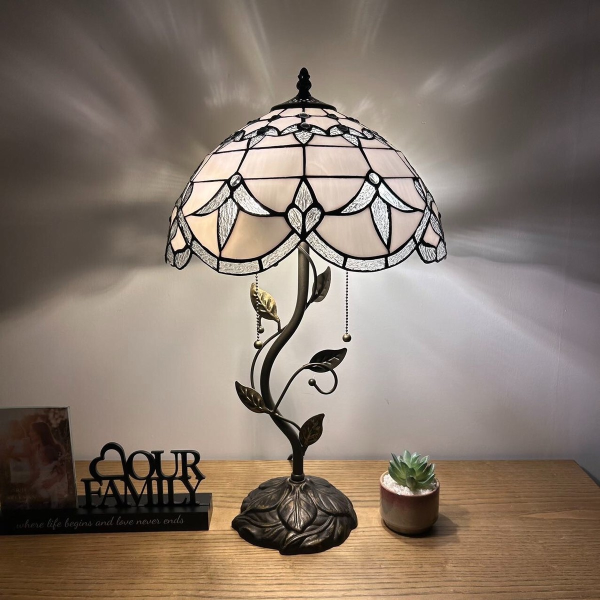 Tiffany Style Table Lamp White Stained Glass Baroque Style LED
