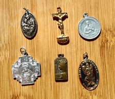 Christian Catholic Religious Vintage Crosses / Pendants / Charms Lot (6) &ldquo;A&rdquo;