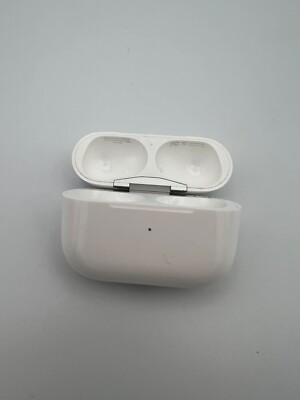 Apple Airpods Pro charging case ONLY