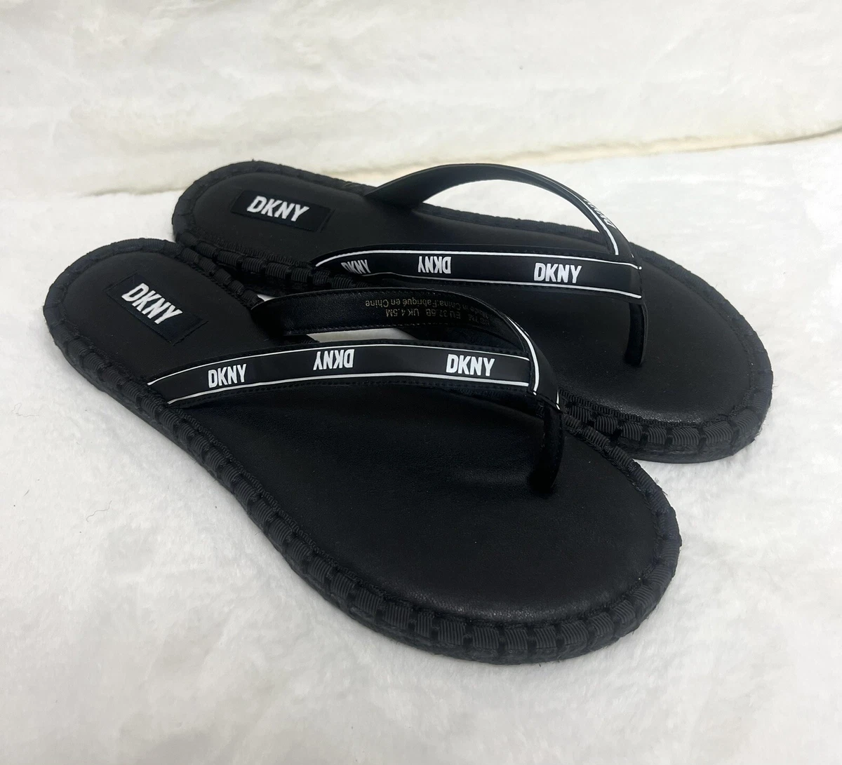 Dkny flip flops best sale uk