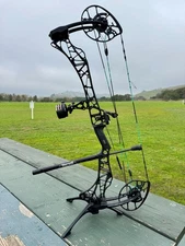 MATHEWS LIFT X 29.5 COMPOUND HUNTING BOW | RH BLACK | FULL SETUP + EXTRAS