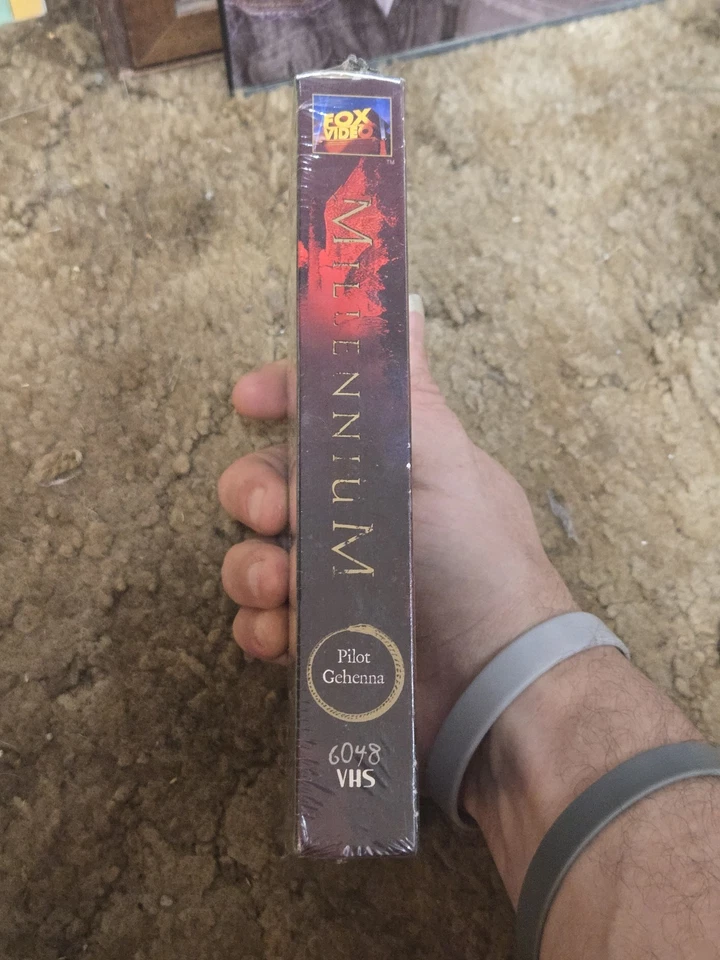 RARE OOP OUT OF PRINT VHS MILLENNIUM 1997 TV PILOT SCREENER PROMO NEW SEALED - Image 3 of 3