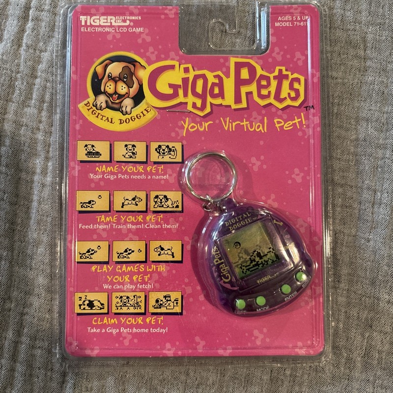 tiger giga pets 1997, Digital doggie.  NIB, Purple, 71-611