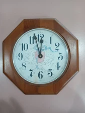 Vintage Elgin International Marmalade Wood Trim  Wall Clock Geese