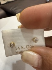14K Yellow Gold Round 5mm Bezel Screw Back Stud Earring