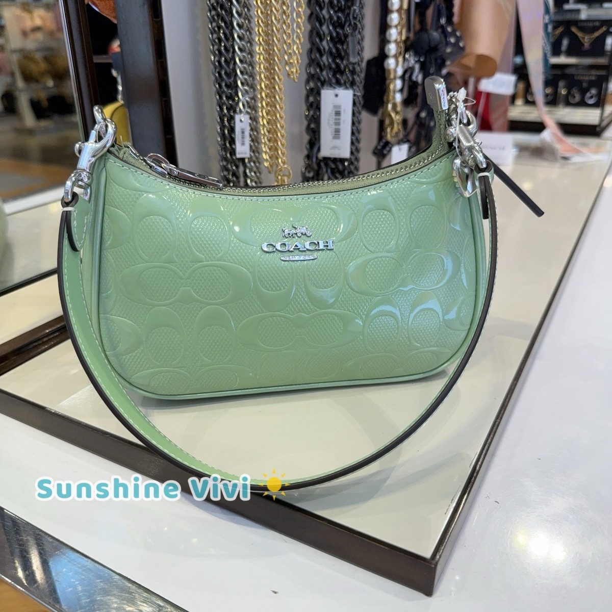 NWT Coach Teri Mini Crossbody Bag Signature Leather Heart Charm