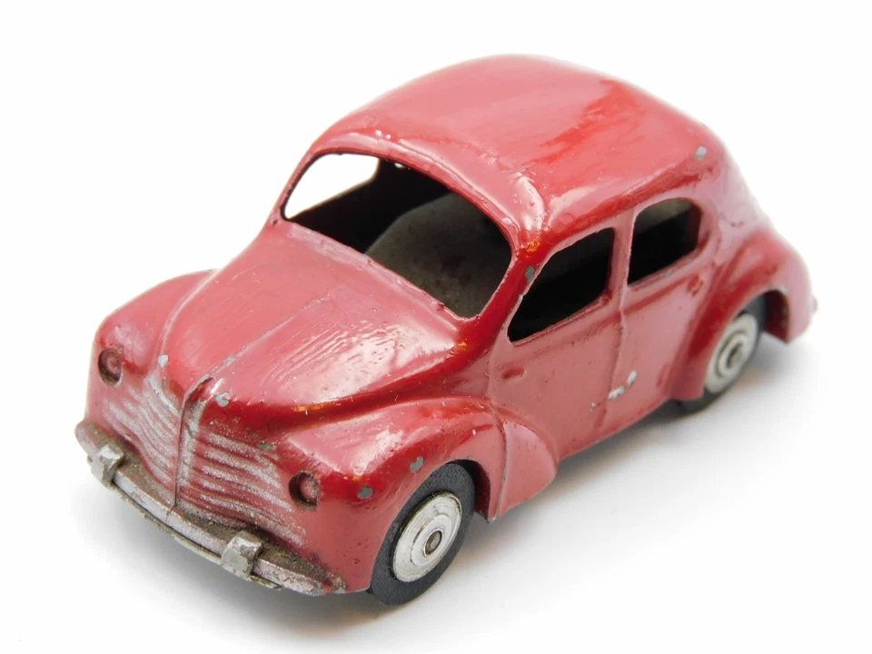 CIJ Europarc Renault 4CV mecanique 1/43 vintage die cast 3/48 model car wind up - Immagine 3 di 4