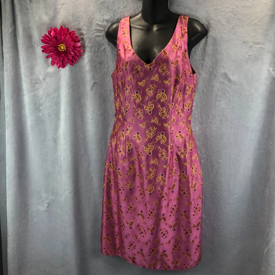 Vtg Mica Sz 10 Elegant Raspberry Asia Inspired Sleeveless Shift Paisley Brocade - Image 2 of 4