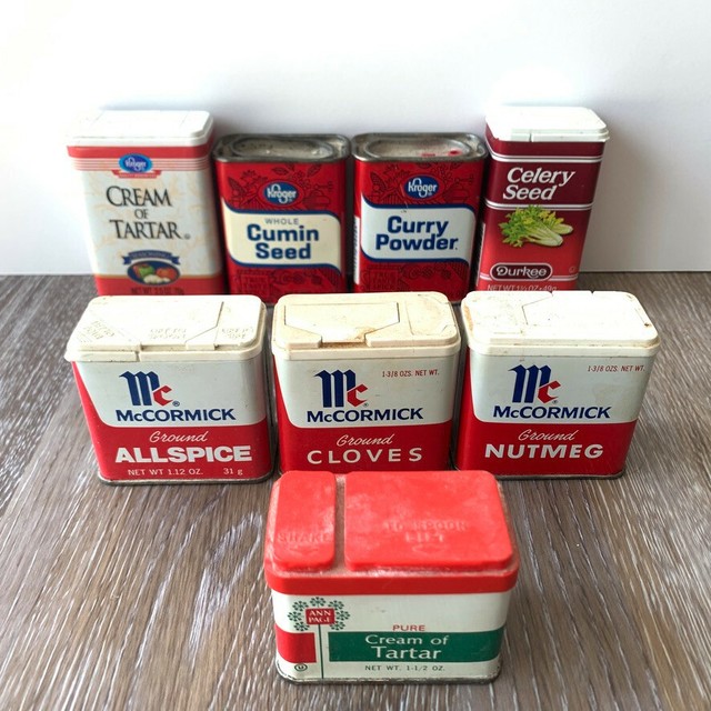 8 Vintage Kitchen Spice Containers / Tins Ann Page, Durkee, Kroger