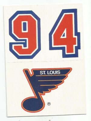ST. LOUIS BLUES 1989-90 TOPPS STICKER CARD NEAR MINT CONDITION