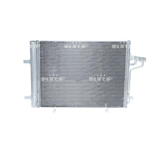 Condenseur climatisation NRF 350406 rigoureusement testé pour berline Ford Mondeo