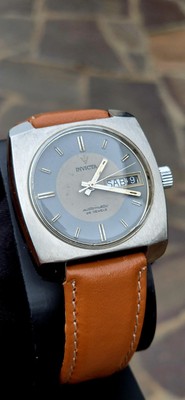 Invicta Automatik Diver 1970 Bitonal Stahl Day Date 35x31 Form