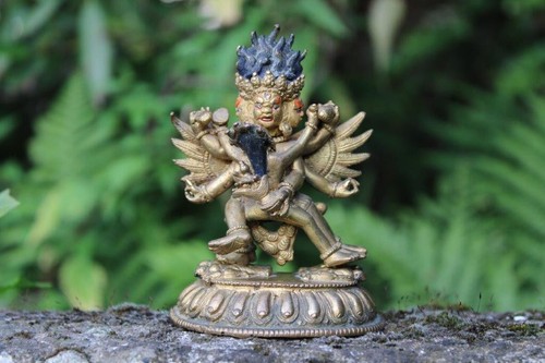 Antike vergoldete Bronzefigur, Hayagriva & Vajravarahi, Tibet, ca. 1890-1920 - Bild 9 von 11