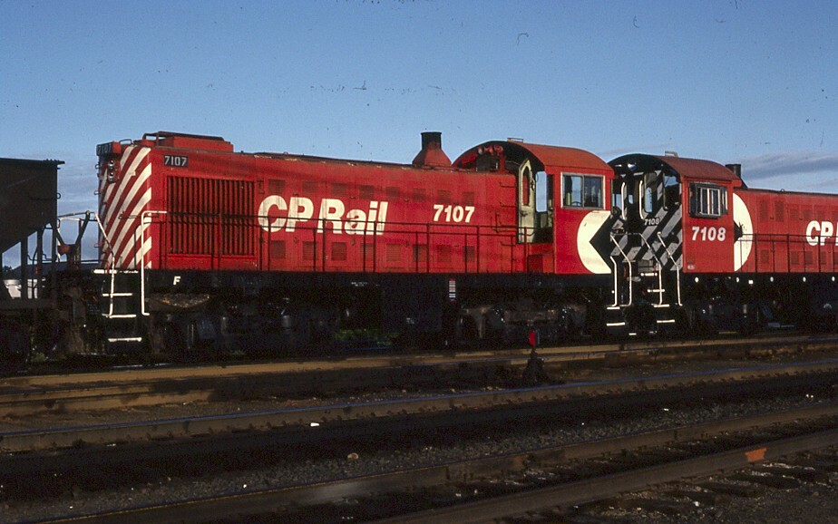 Railroad Slide - CP Rail #7107 Switcher Locomotive Railway