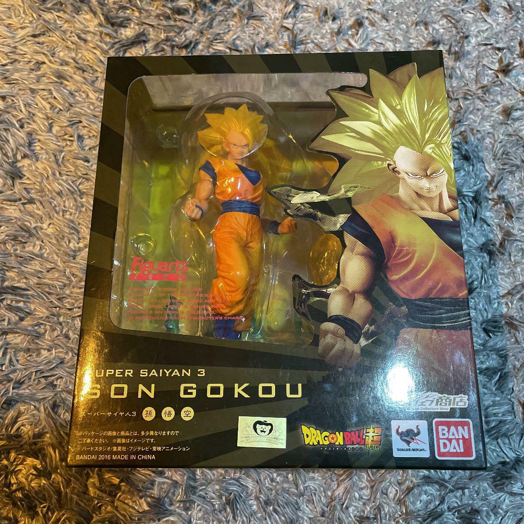 Bandai S.H. Figuarts Super Saiyan 3 Son Goku Dragon Ball Z Action Figure