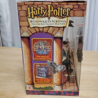 RARE Hogwarts School Deluxe Electronic Playset Harry Potter Mattel