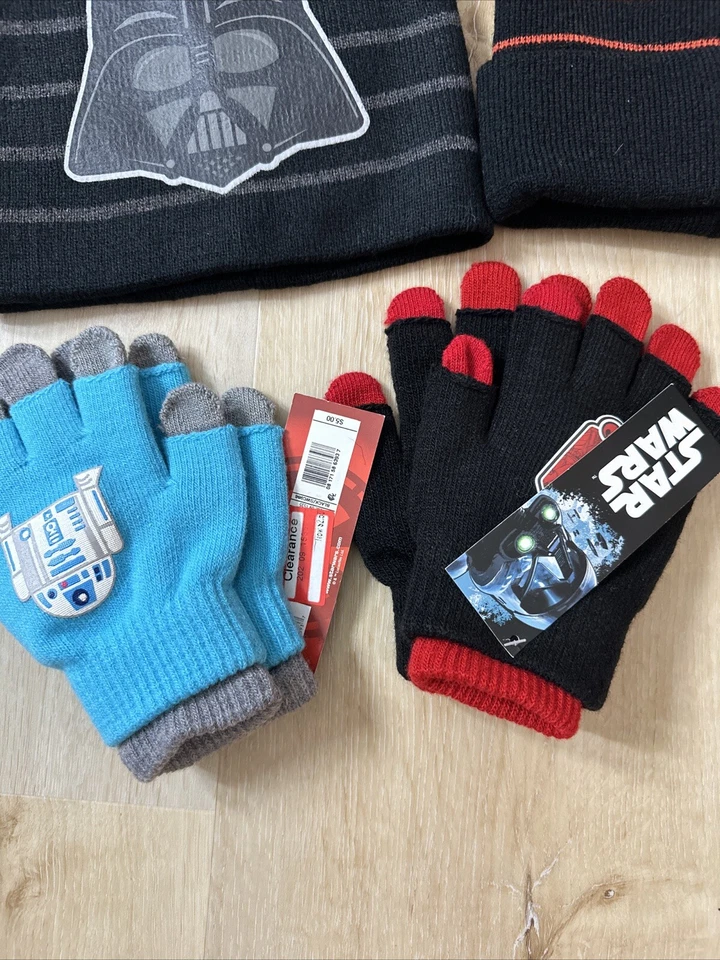 Star Wars Jedi Stormtrooper Kids Beanie Winter Hats Lot Of 6 + Gloves, Stocking - Image 2 of 4