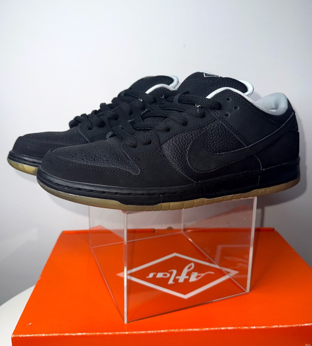 NEW! (2015) Atlas x NIKE 35MM SB Dunk Low, Deadstock Sneakers