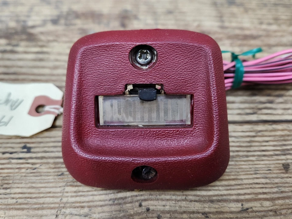 OEM GM 1973-1977 Chevy El Camino Monte Carlo Malibu Mapa Interior Luz Granate Foto 2 de 4