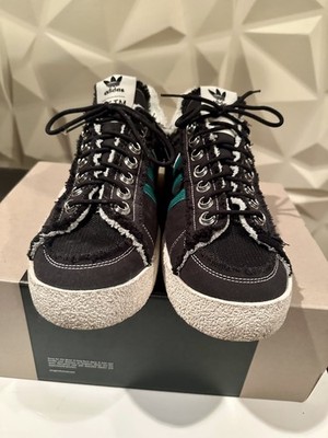 adidas gazelle silver green womens adidas Darryl Brown x adidas Campus 80 GX1656