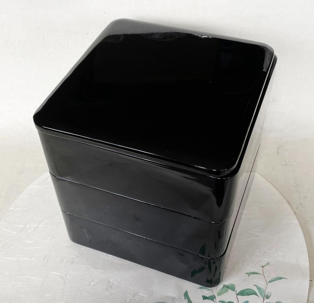 Jubako Bento Box Japanese Osechi 3tier wooden lacquered black 6.5 inch Inner ver