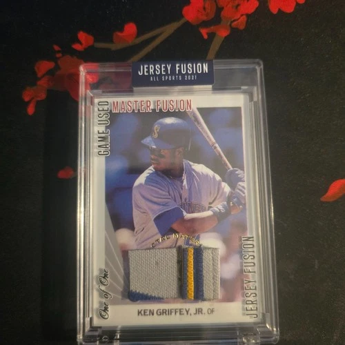 Ken Griffey Jr 1/1 jersey fusion 2021 Edition. Includes material from a 1991