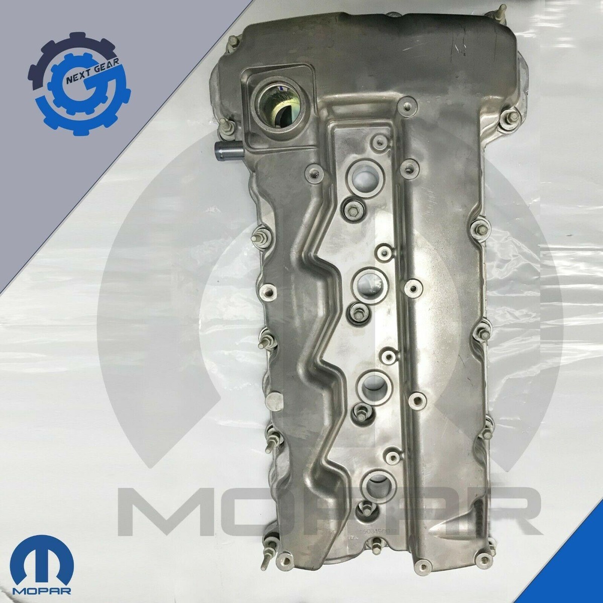New OEM Mopar Engine Valve Cover 05047546AD 5047543AE Dodge Dart
