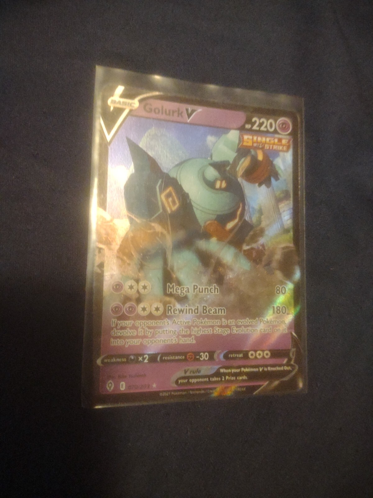 Pokemon Evolving Skies Golurk V 070/203 Ultra Rare NM TCG Card