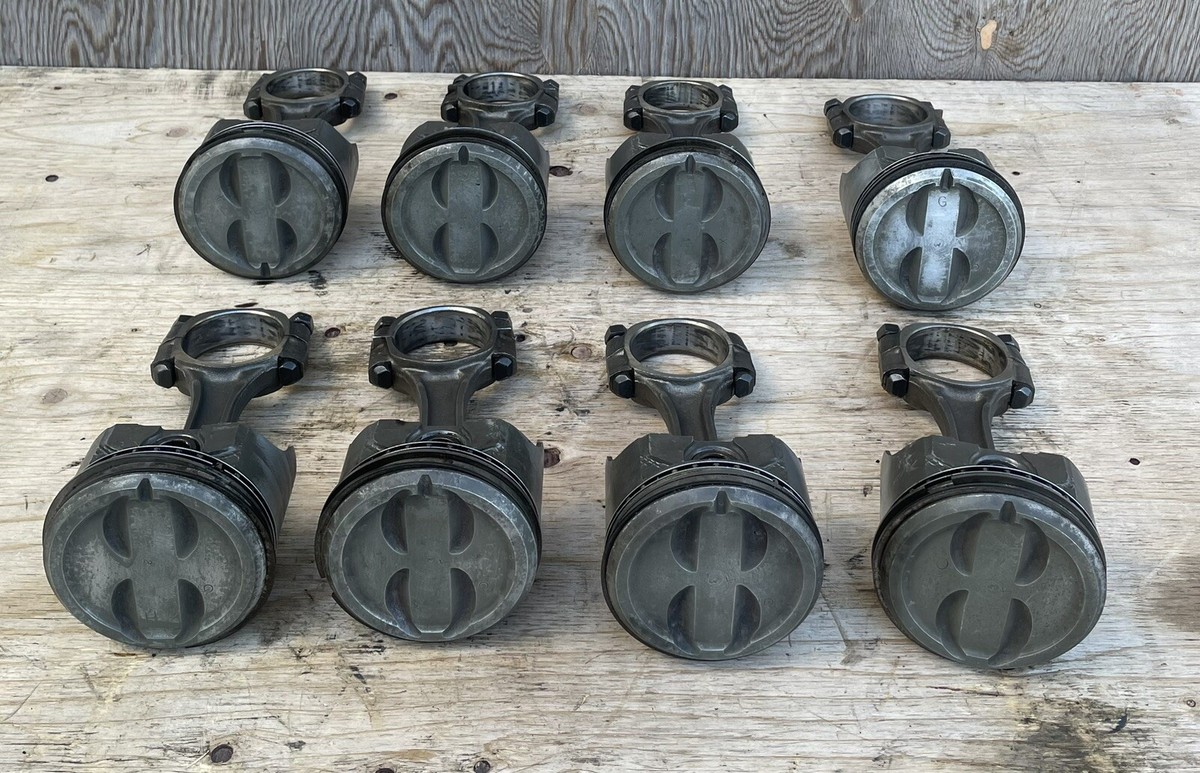 1984-1985 C4 Corvette 5.7L GM Genuine OEM Pistons and