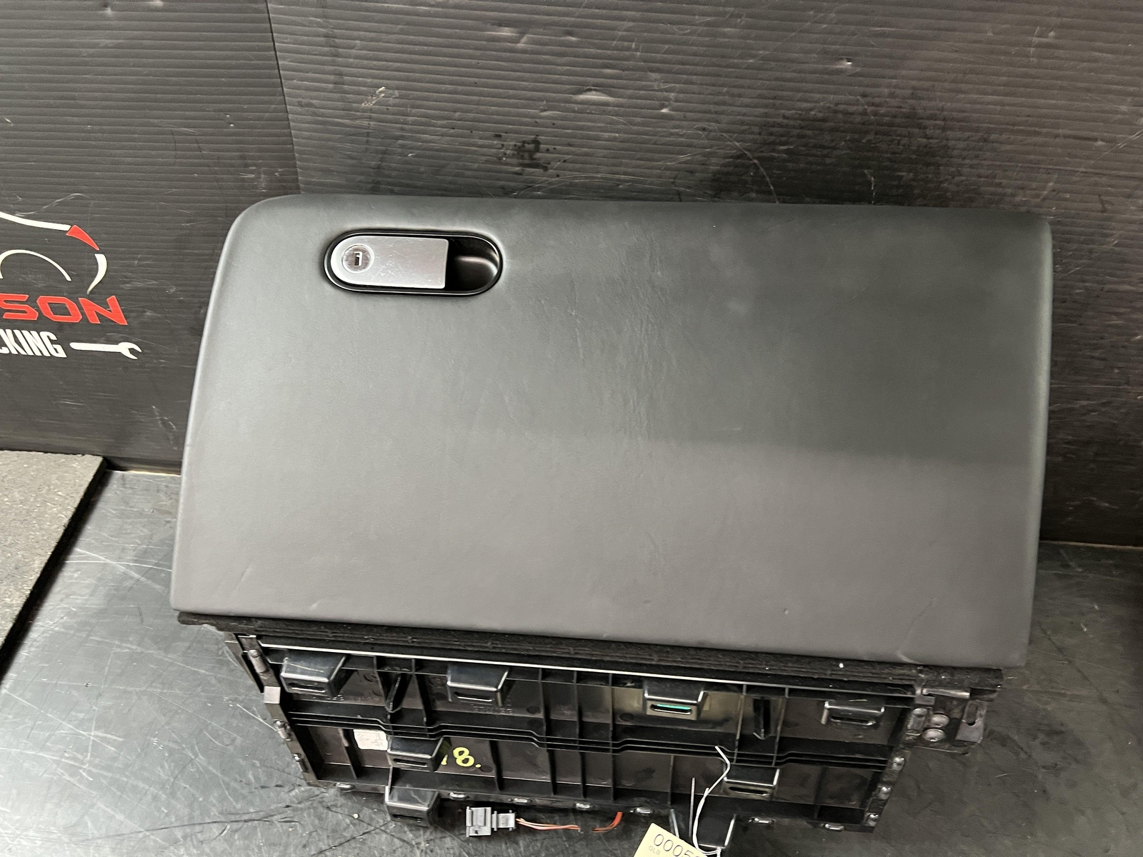 07-12 BENTLEY CONTINENTAL GT DASH GLOVE BOX STORAGE COMPARTMENT BLACK