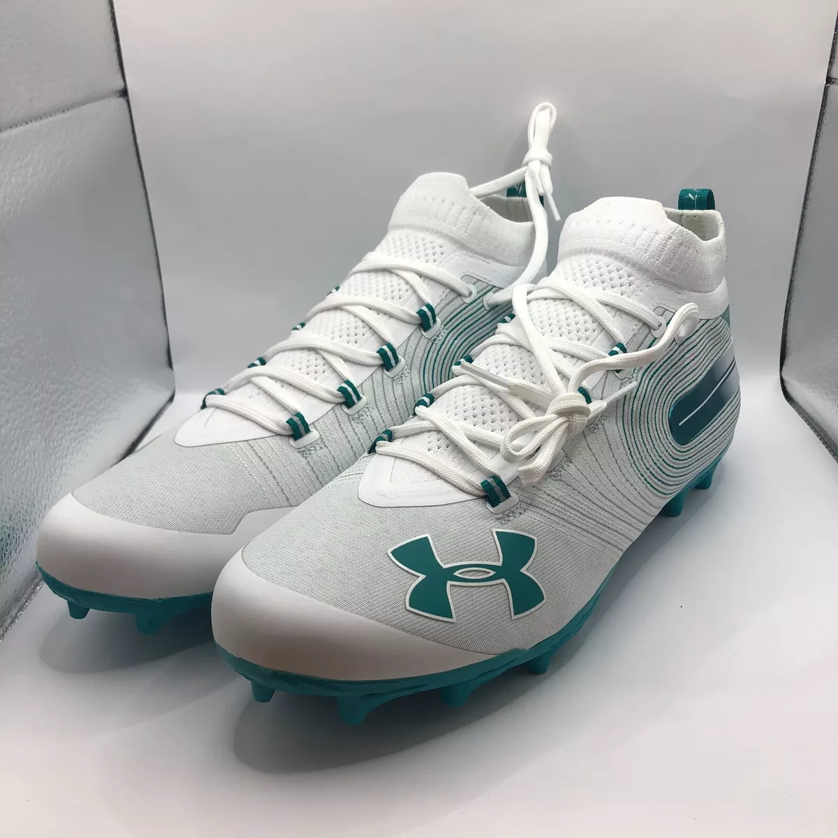 New Size 12 Under Armour Spotlight MC