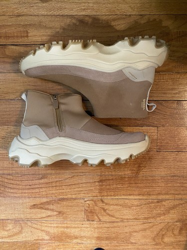 NWT Women’s Sorel Kinetic Acadia Suede Waterproof Boots size 7