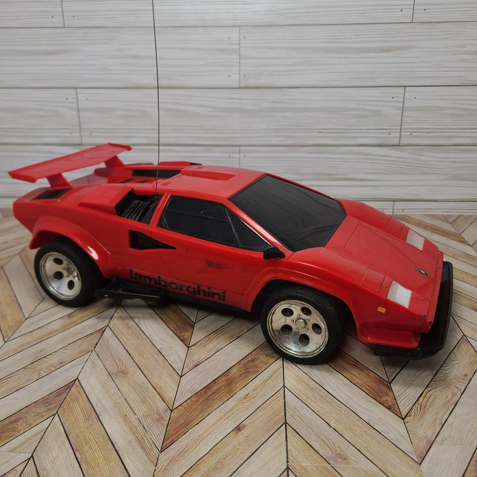 1989 Tyco RC 9.6V Twin Turbo Lamborghini Countach Red For PARTS No Batery Remote - Image 2 of 4