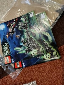 LEGO Monster Fighters: The Ghost Train (9467) RETIRED - Used - 100% Complete