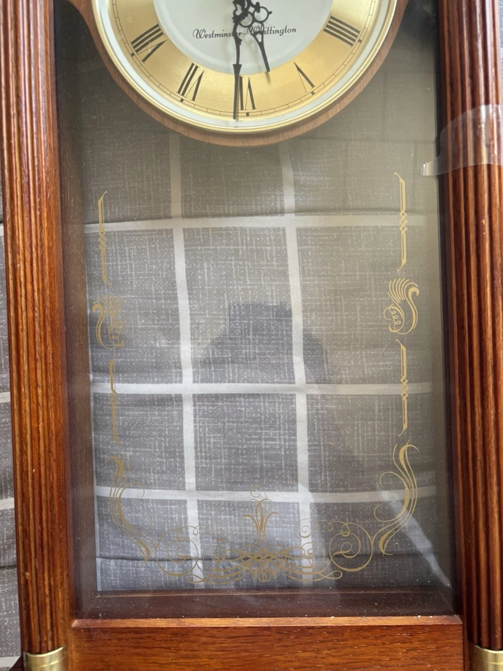 Reloj de Pared Seiko con Péndulo Timbre Regulador Estilo Diseño Ornamentado Acentos Dorados Foto 3 de 4