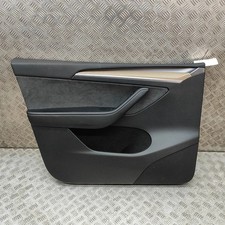 TESLA MODEL Y Türverkleidung vorne links RHD 1671401-00-G Strom 378 kW 2022