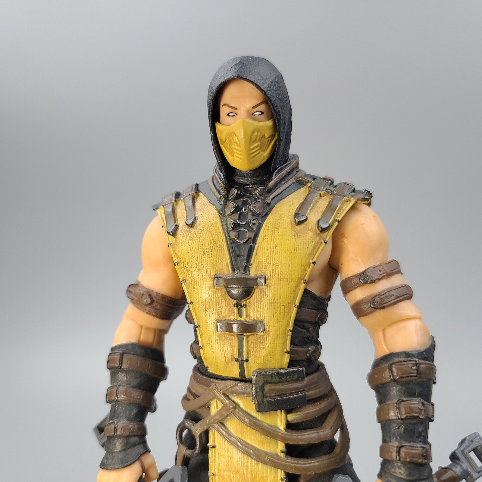 Mezco Toyz Mortal Kombat X Scorpion 6" Action Figure w/ Weapons, Hands
