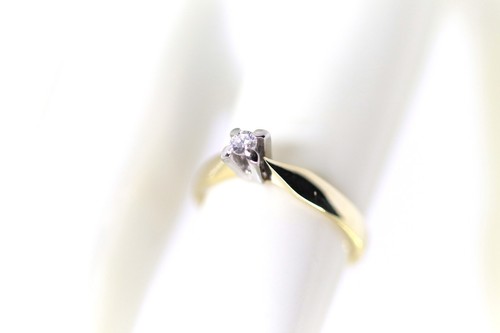 14kt – 585 Damengoldring Oro Giallo Solitario Brillante Diamante 0,09ct, Rg. 52 - Foto 9 di 11