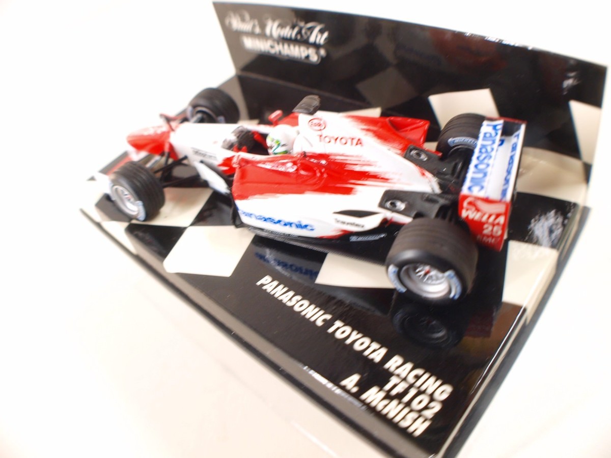 Panasonic TOYOTA Racing TF102 日本製 Panasonic Toyota Racing TF 102 Revell 07224