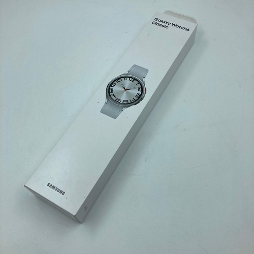 New WiFi Only Samsung Galaxy Watch6 Stainless Steel Smartwatch SM-R960 - Picture 2 of 8