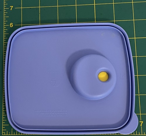 Tupperware Microwave Rock and Serve Blue Replacement Lid Seal 3386A Vented 7x8" - Picture 2 of 4