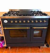 Britannia Freestanding Range Cooker 4-Burner Hob, BBQ, 2 Ovens Grill Black/Gold