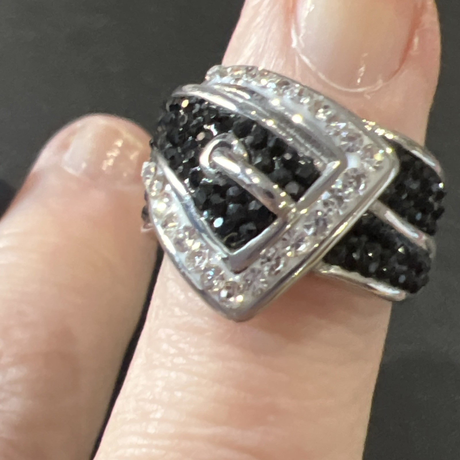 Pretty Ring Size 5 - image 10