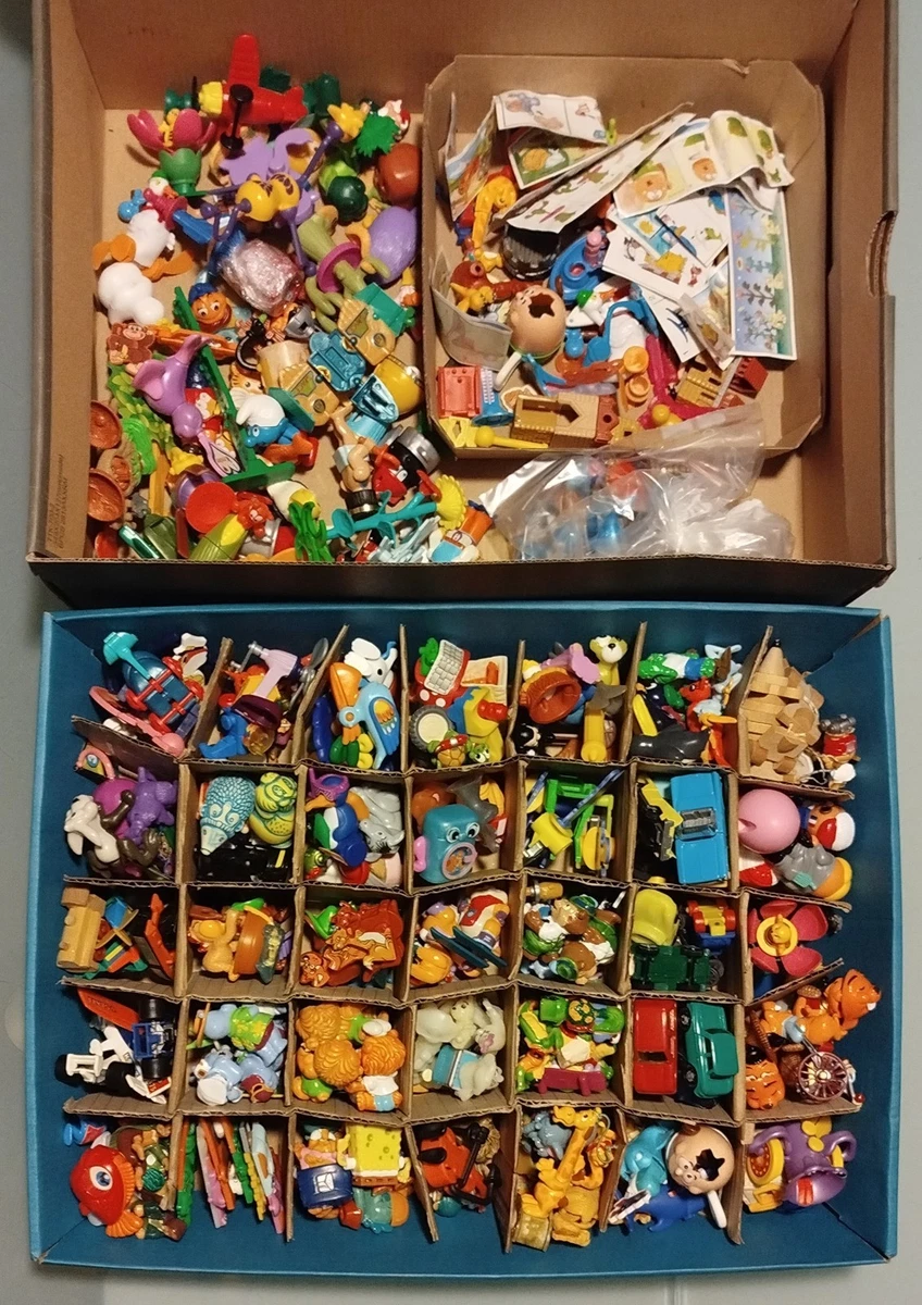 Gros Lot De Figurines Et Accessoires Anciens Et Récents - Collection