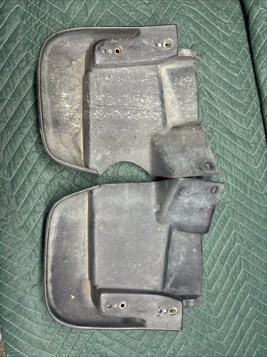 1994-2001 ACURA INTEGRA REAR MUD FLAP SPLASH GUARD PAIR OEM DC2 - Picture 6 of 6